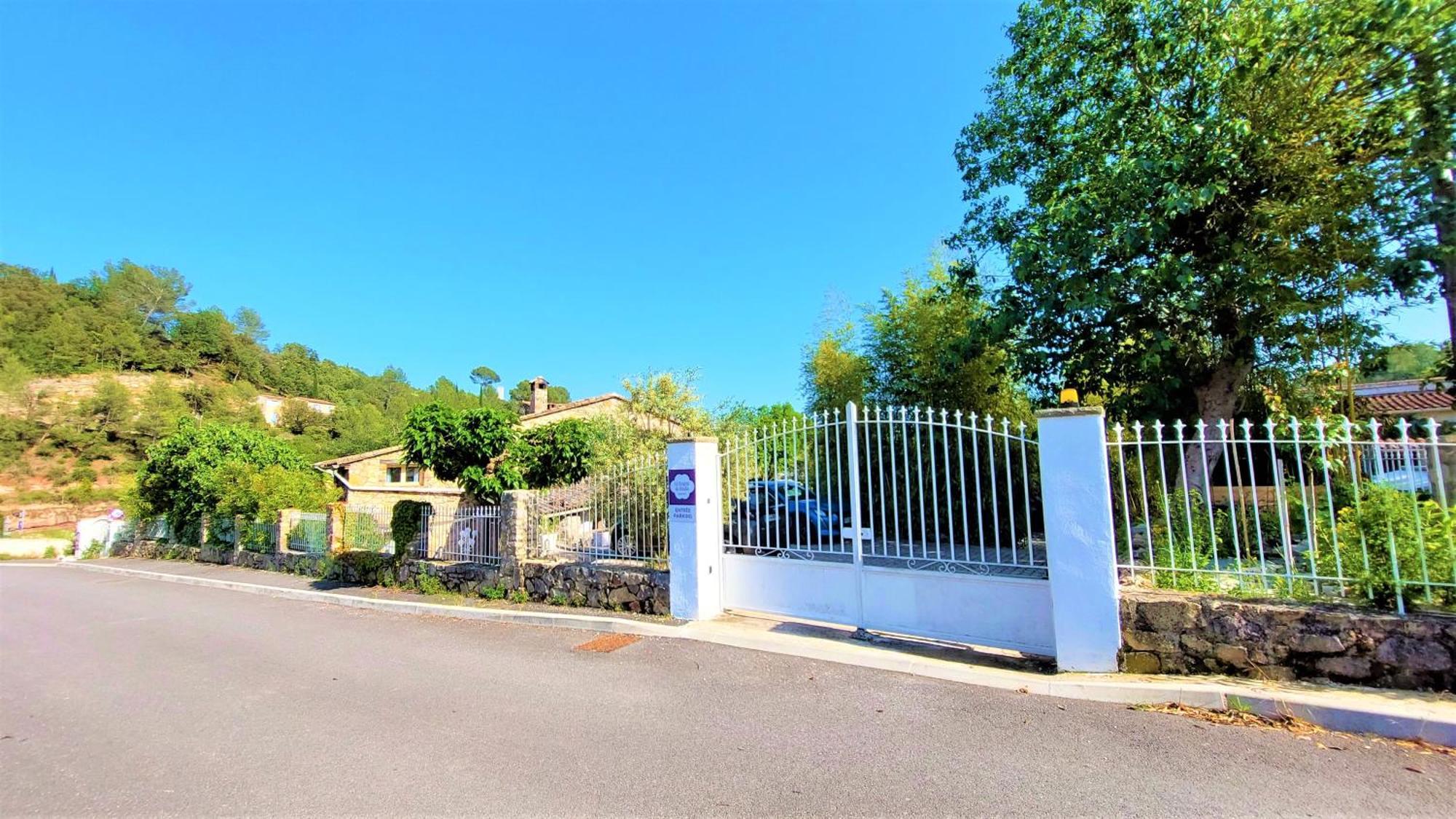 مبيت وإفطار Taradeau La Bergerie Du Moulin (Adults Only) المظهر الخارجي الصورة
