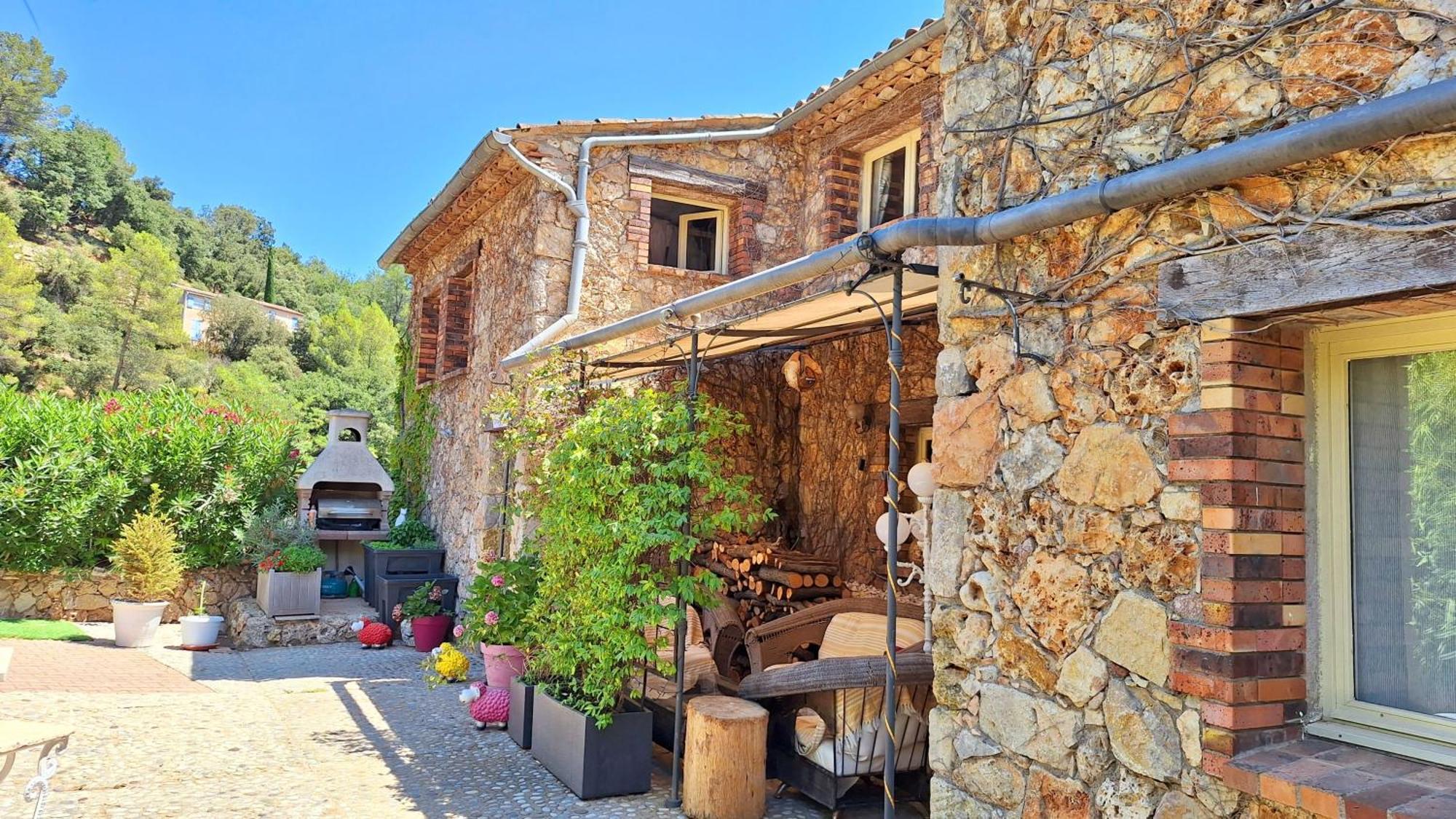 مبيت وإفطار Taradeau La Bergerie Du Moulin (Adults Only) المظهر الخارجي الصورة